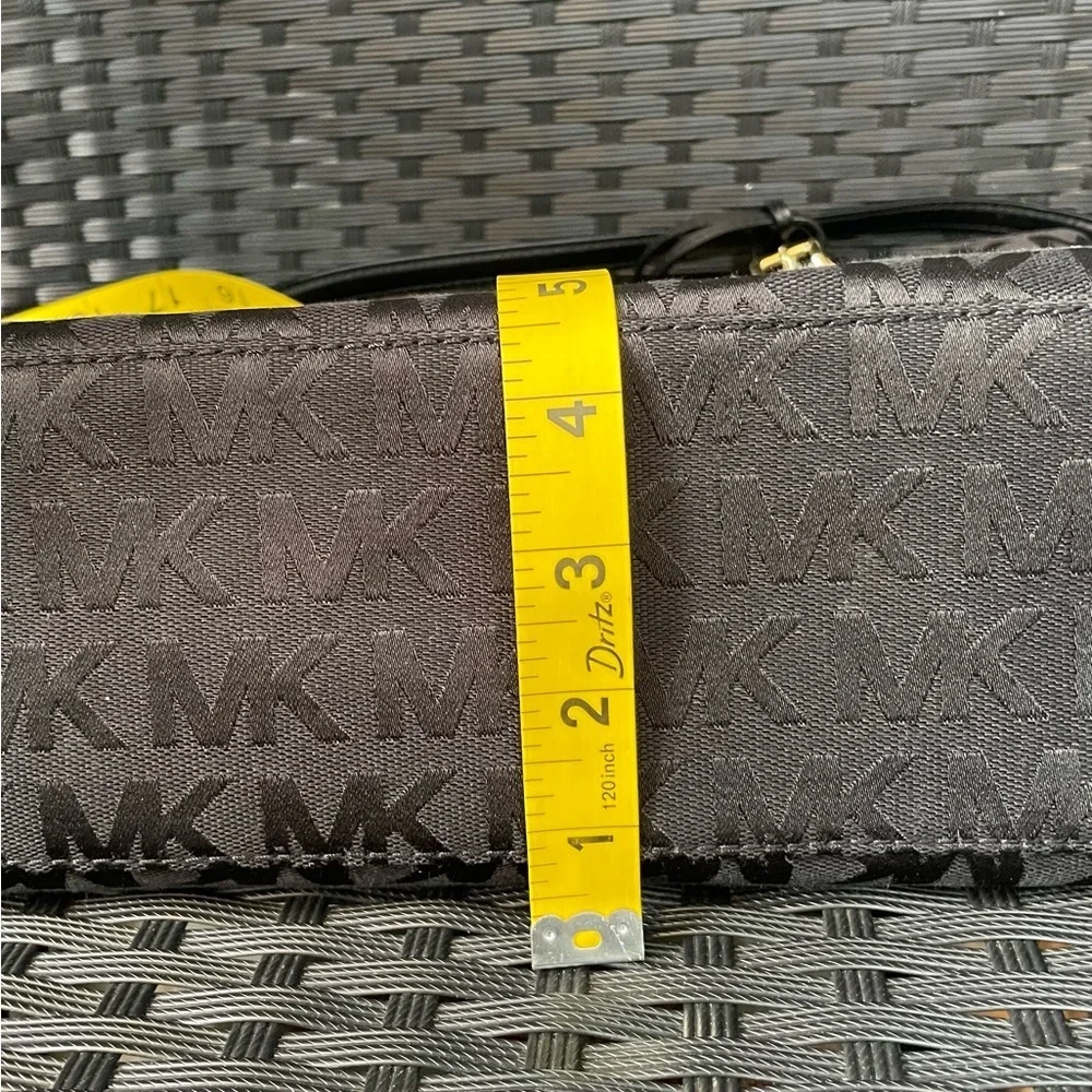 Michael Kors 🍒michael kors