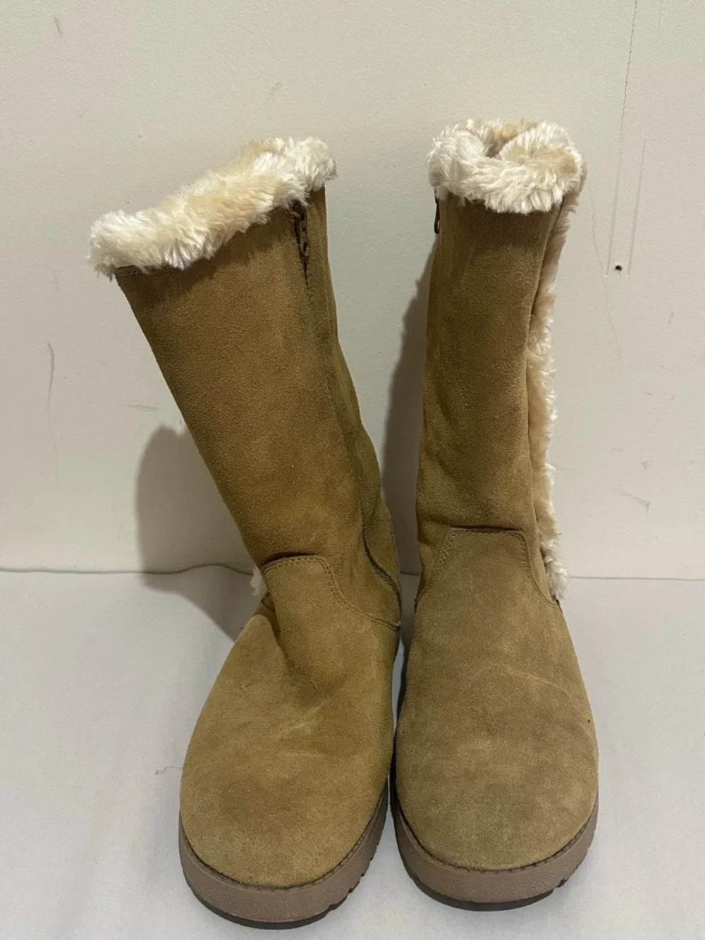 Universal Thread stylish tan