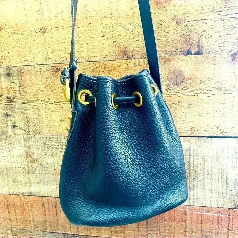 Dooney & Bourke pre loved