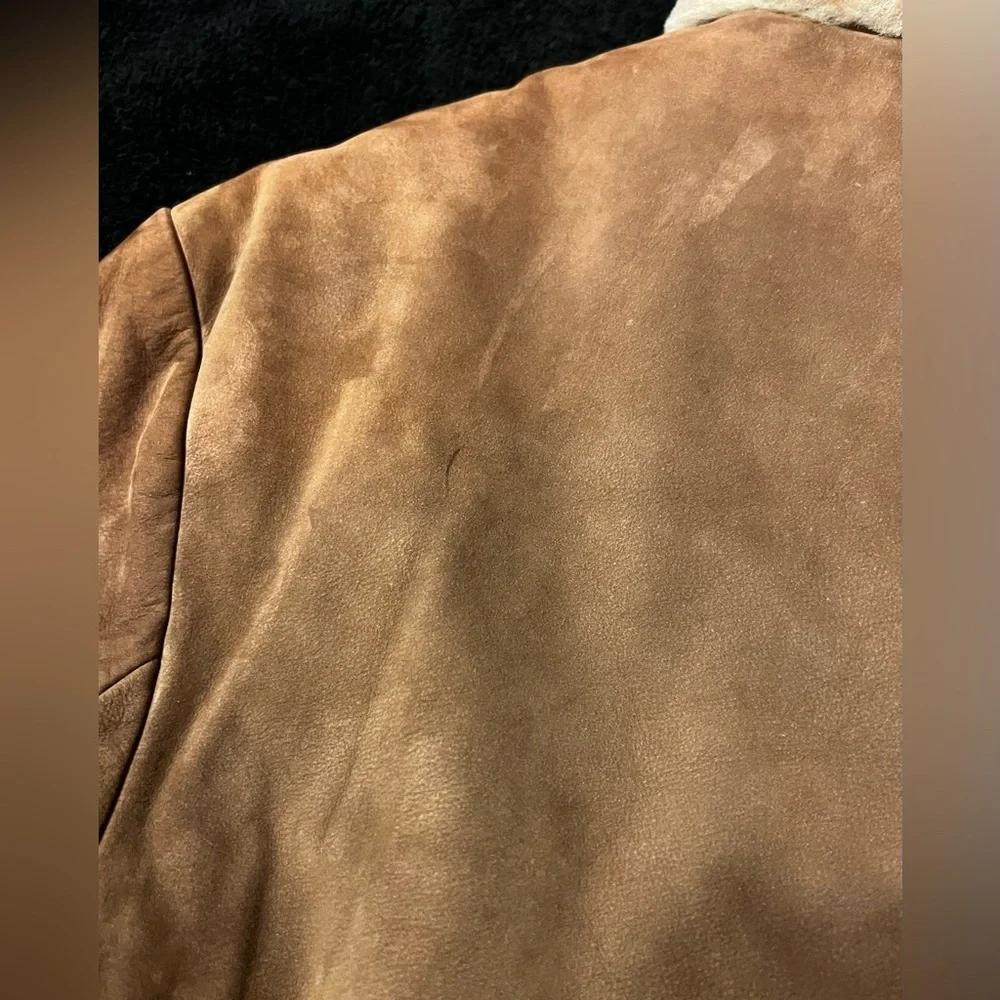 Corneliani elegant brown