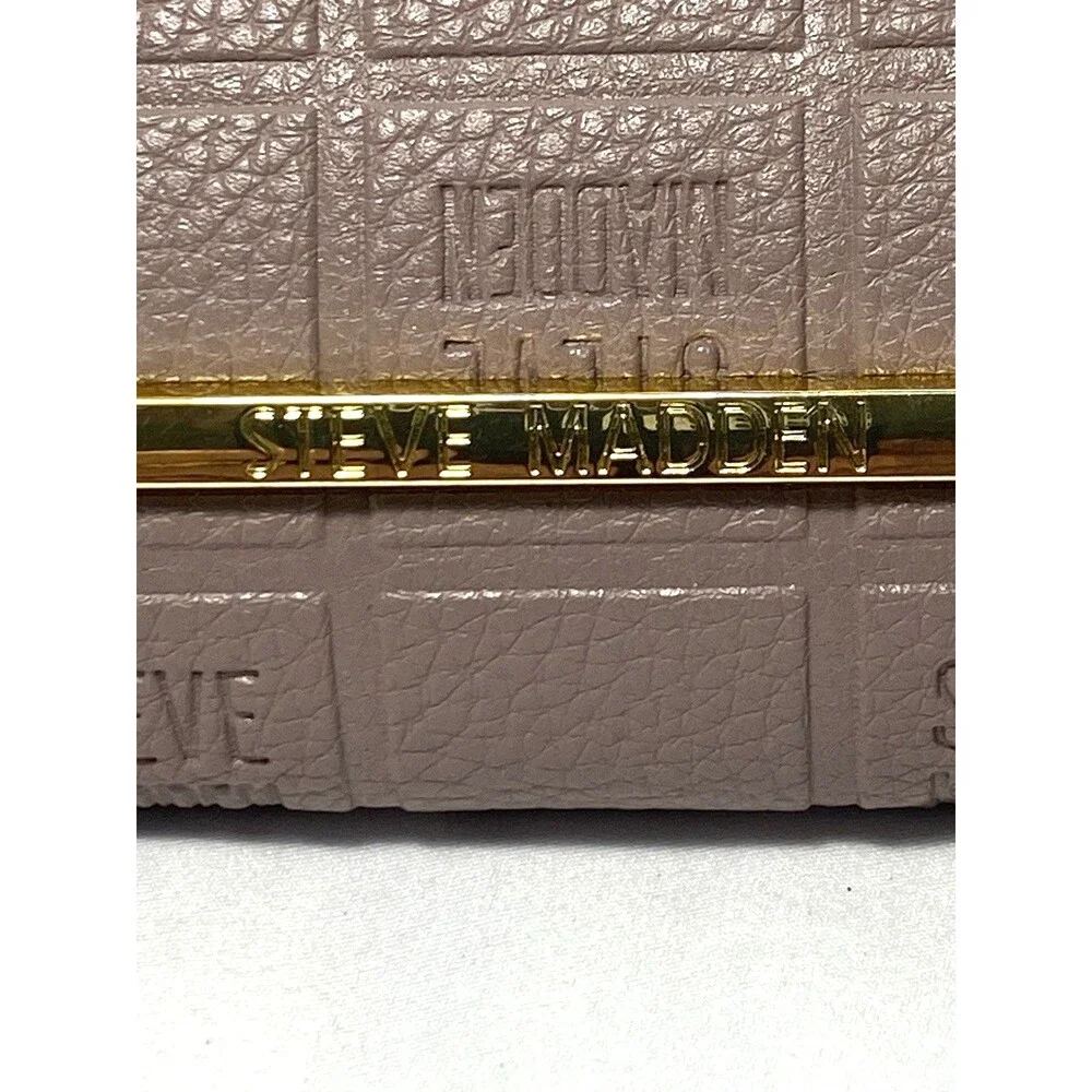 Steve Madden steve madden