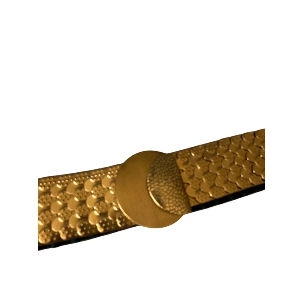 Unbranded vintage gold