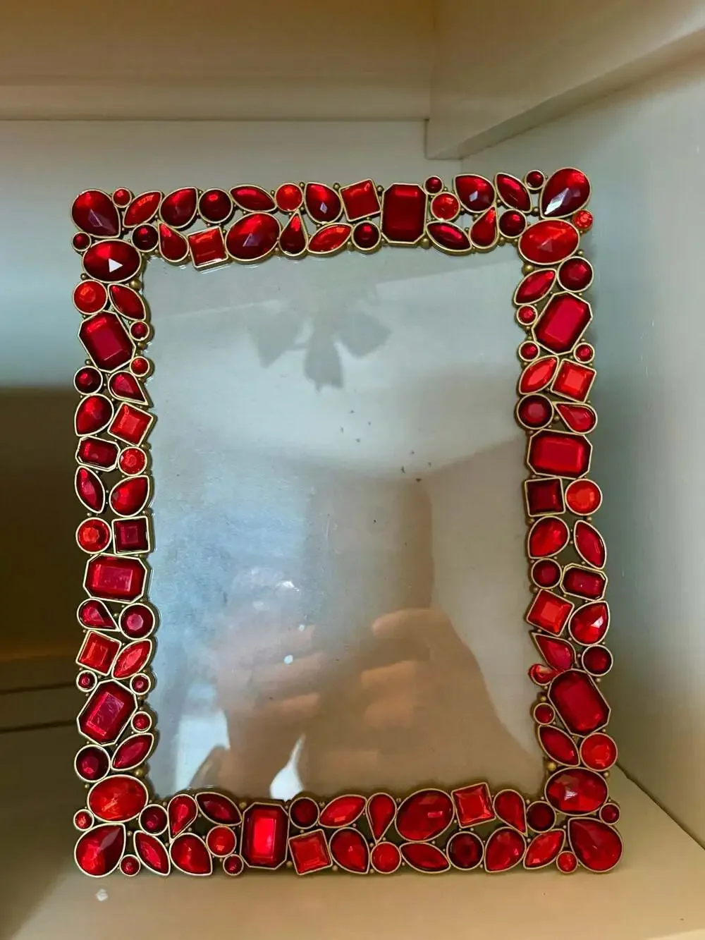 Unknown no red