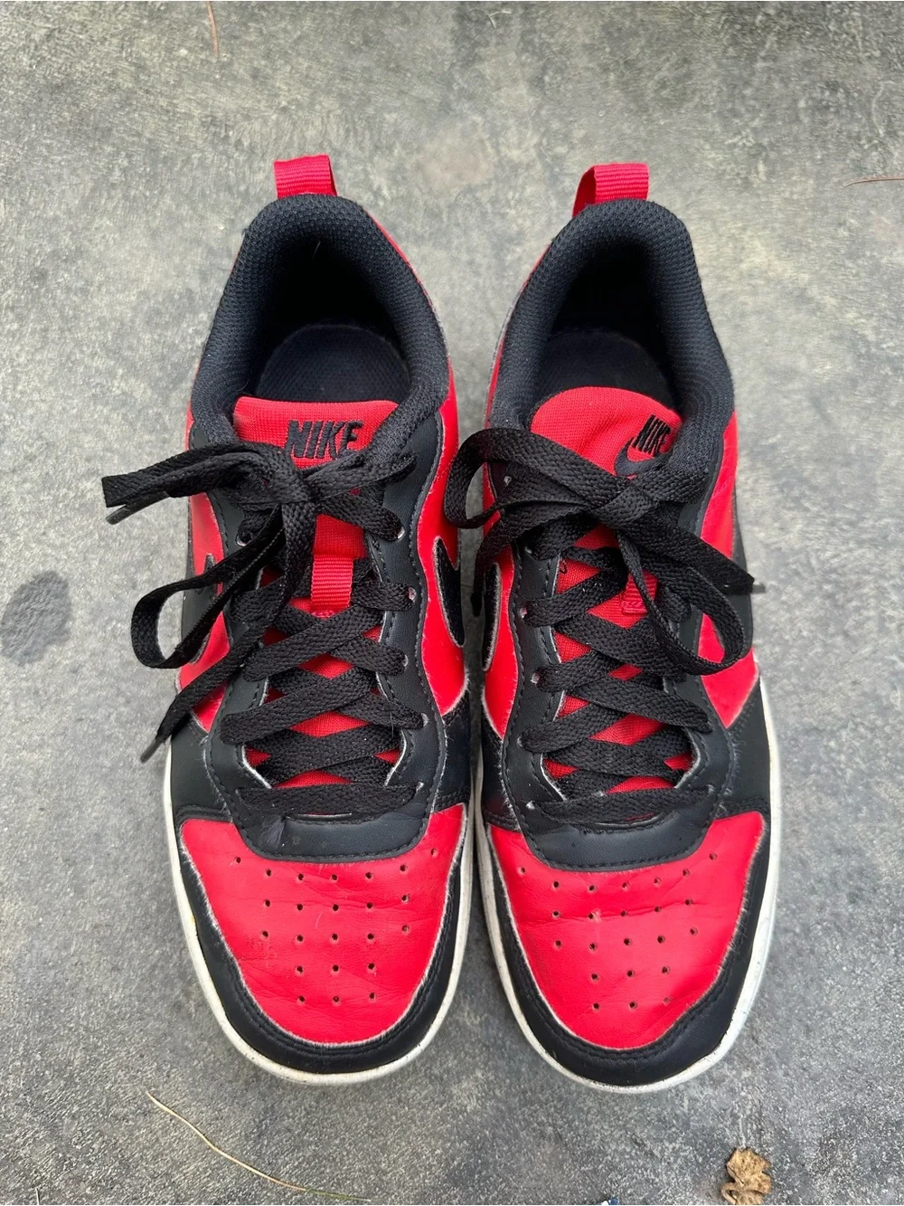 Nike Kids Red and Black Sneakers