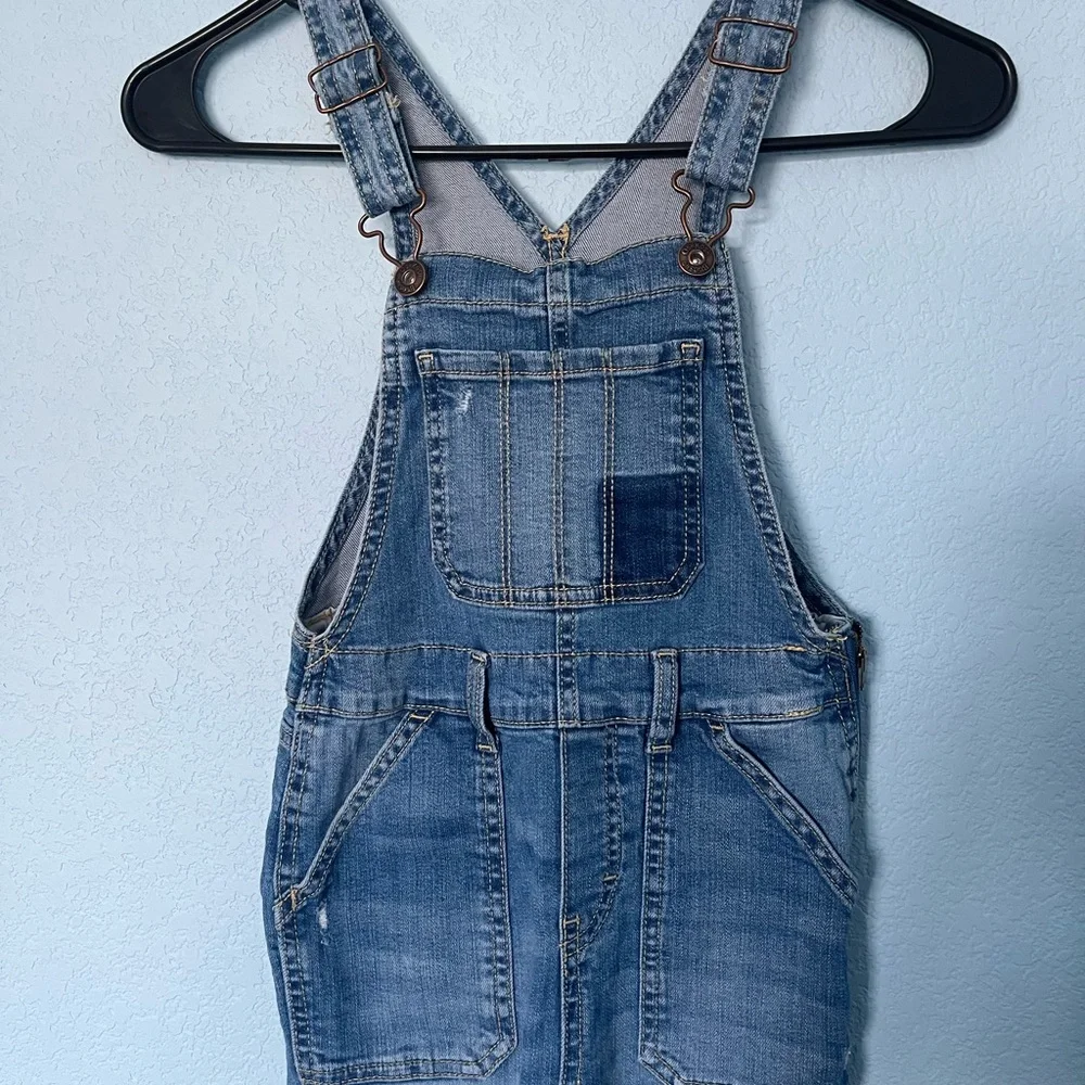 OshKosh Bgosh slightly size overalls
