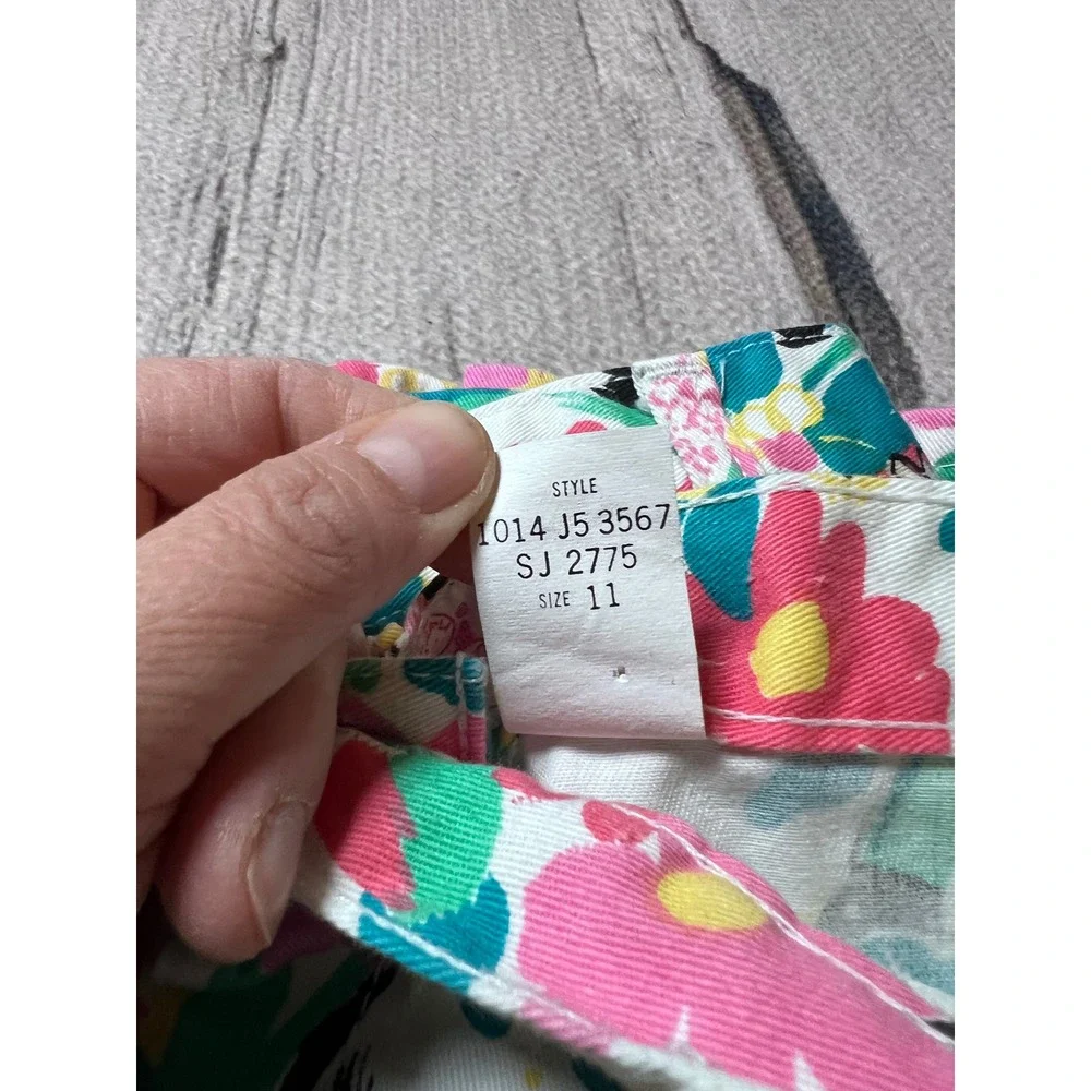 Sasson Vintage 90s Floral Bermuda Shorts Womens‎ 11 Multicolor High Rise Cotton