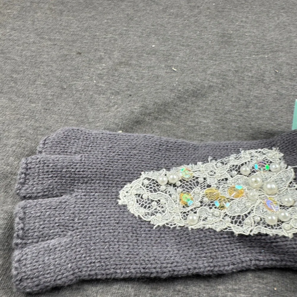 Maurices‎ Women Gray Fingerless Gloves Lace Pearl Rhinestone Embellished