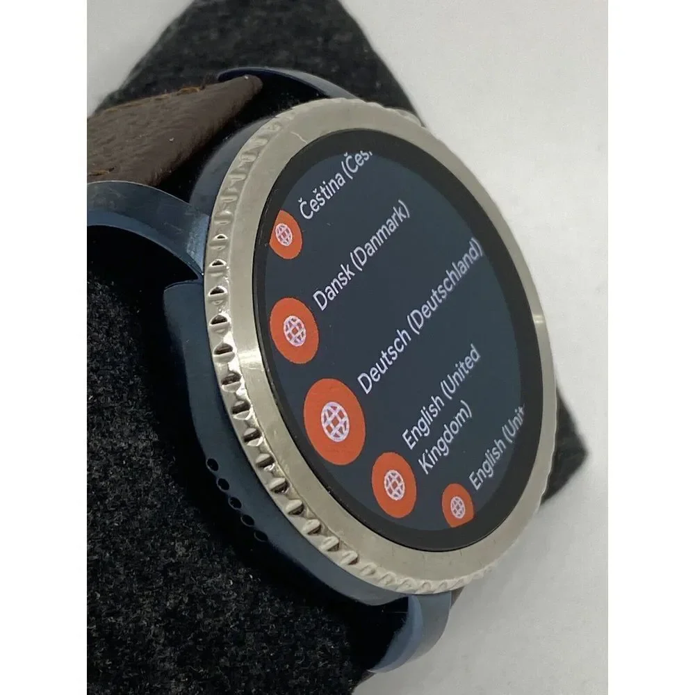 Fossil classy watch