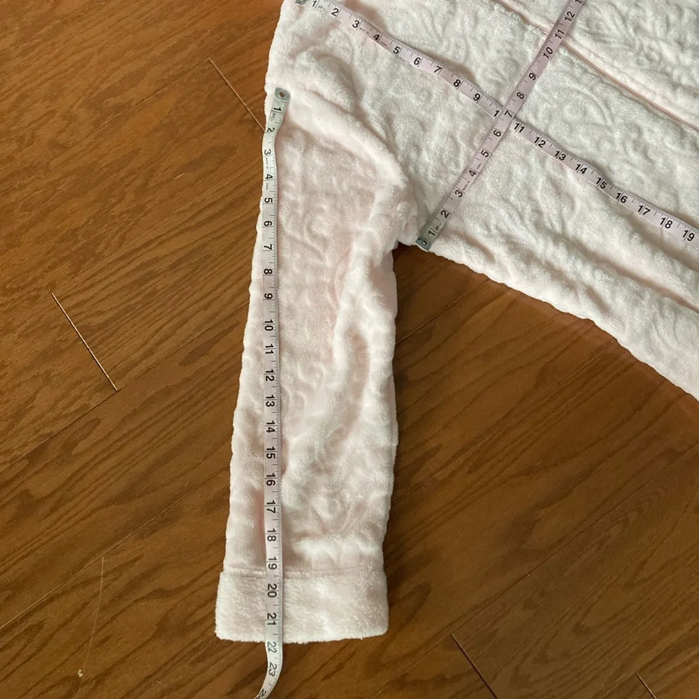 Miss Elaine Embossed Fleece Long Zip Robe Medium Pink Front Pockets