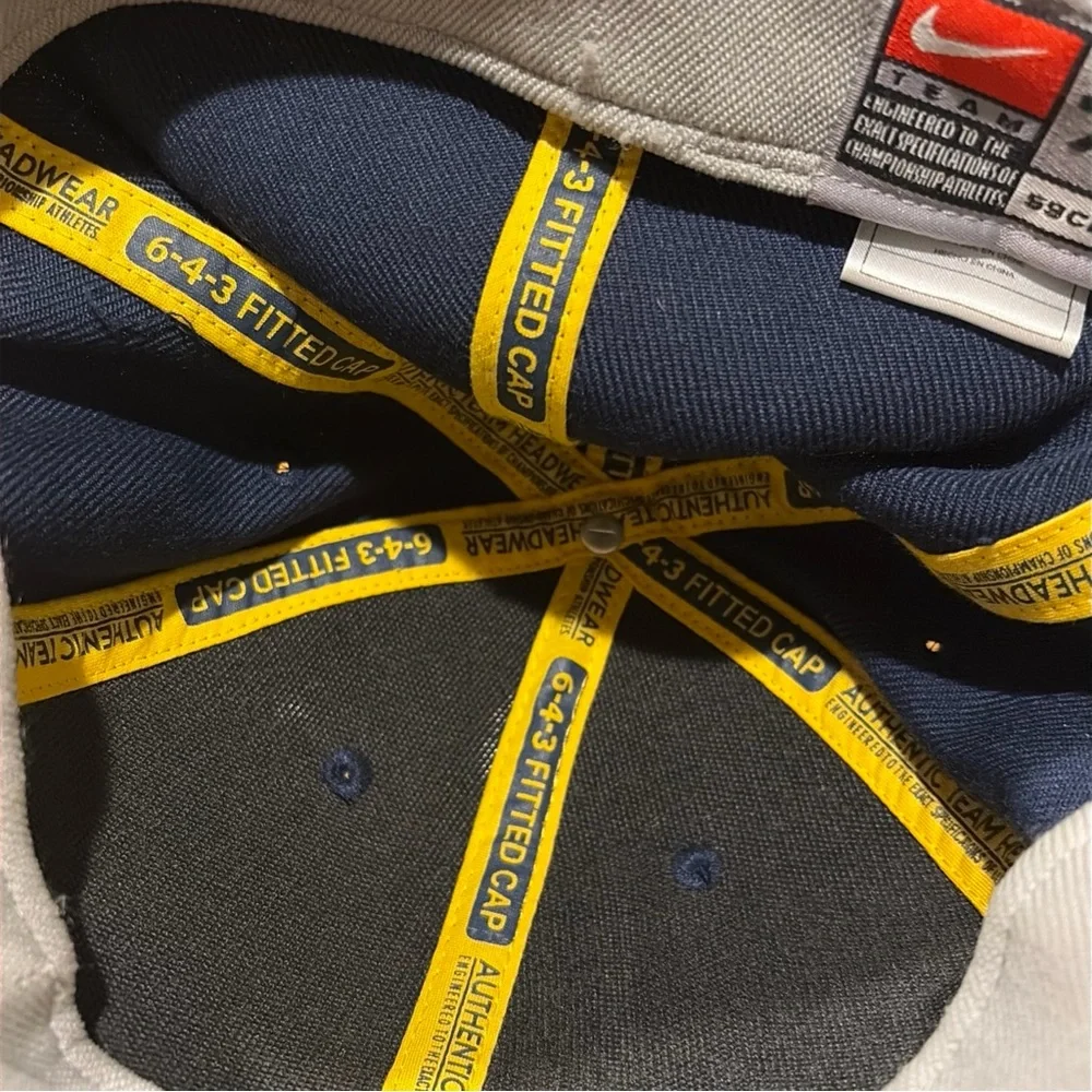 University of Michigan Nike fitted hat 7‎ 3/8