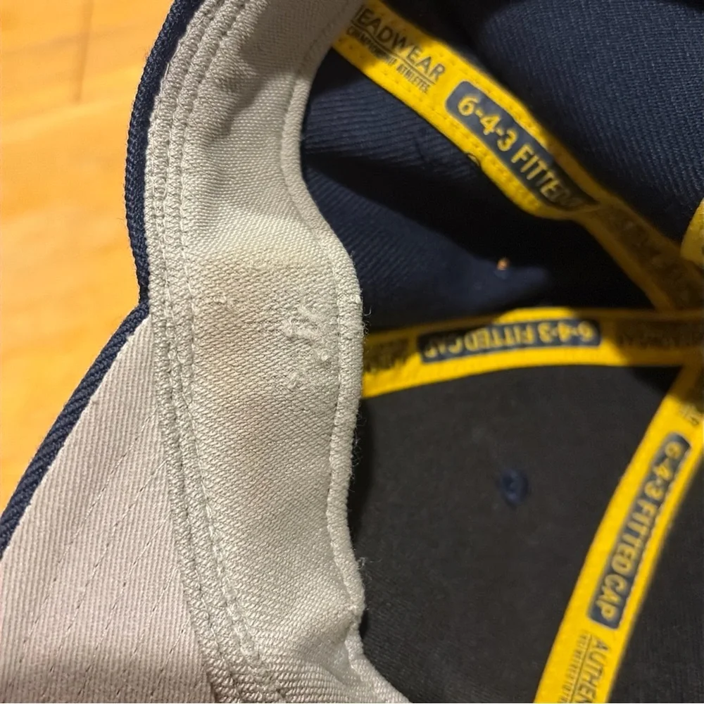 University of Michigan Nike fitted hat 7‎ 3/8