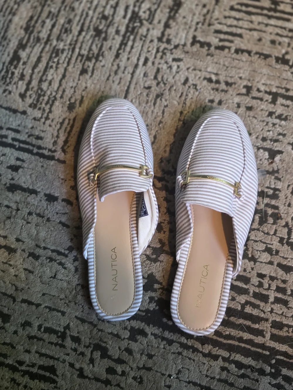 Nautica striped beige