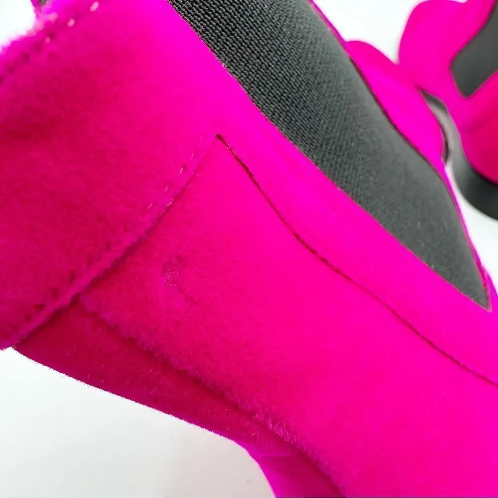 Roger Vivier Fuchsia Pyramide‎ Velvet Chelsea Boot Sz EU 34 US Sz 4 UK 2