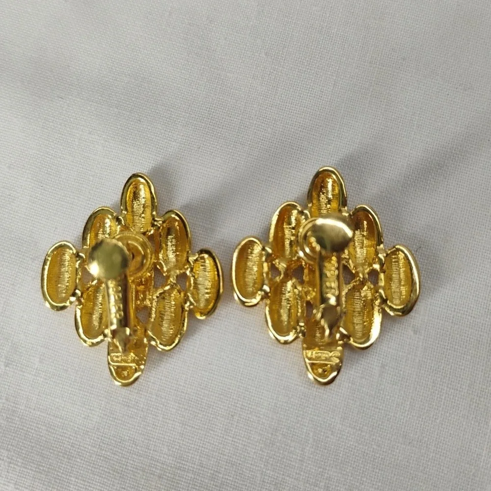 Napier vintage gold