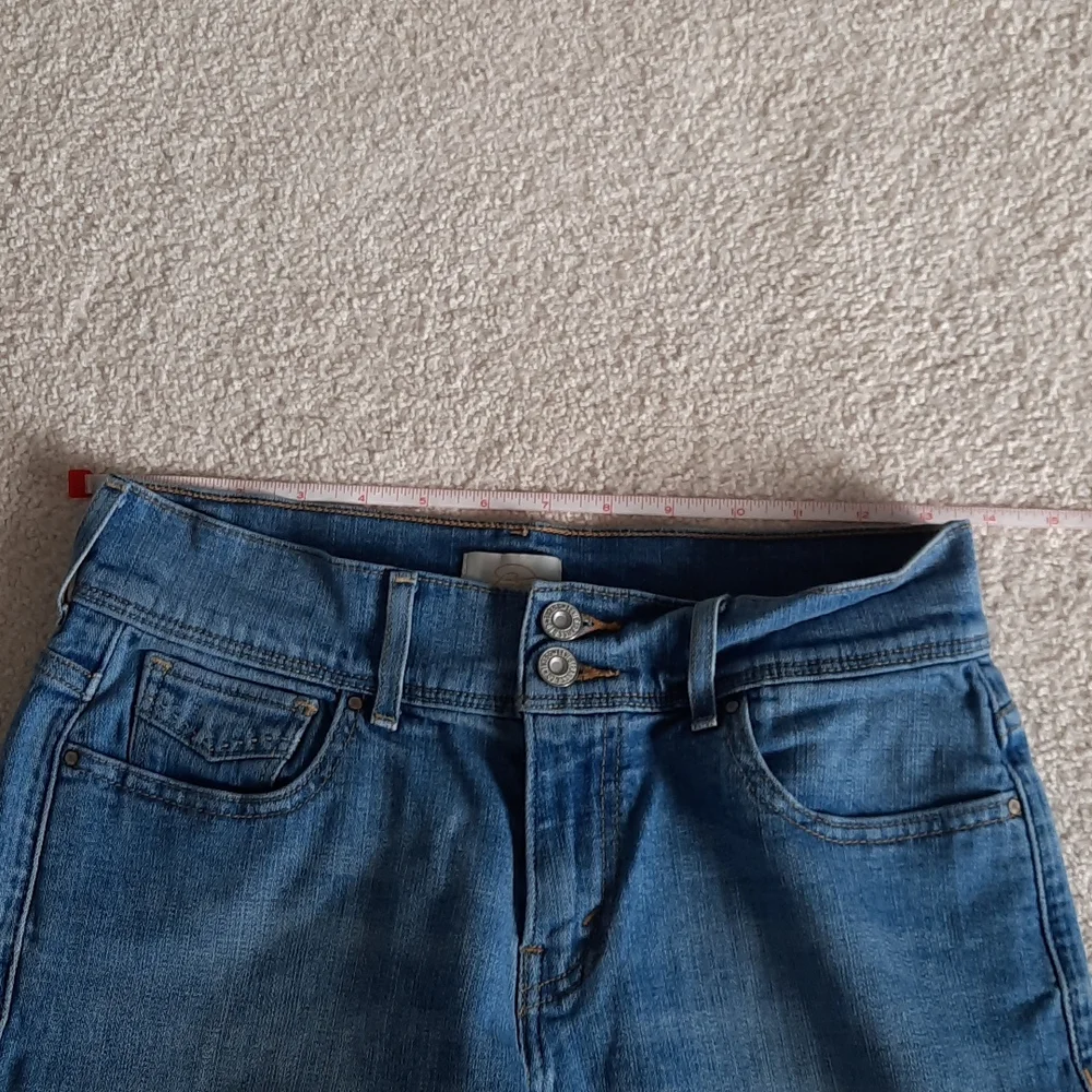 Levis bermuda shorts