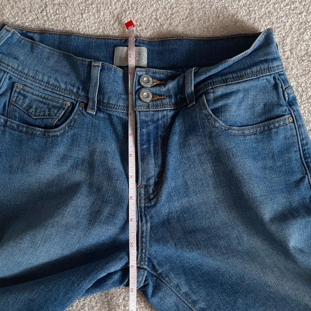 Levis bermuda shorts