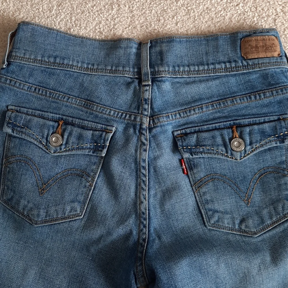 Levis bermuda shorts