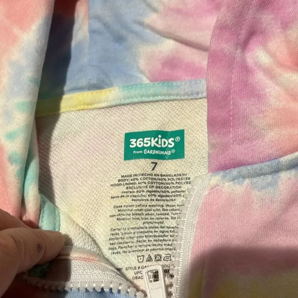365Kids brighten up