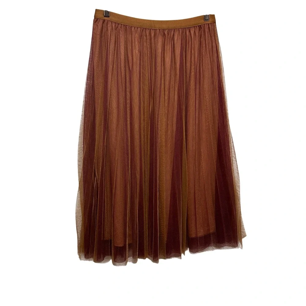 Hem & Thread sheer layered