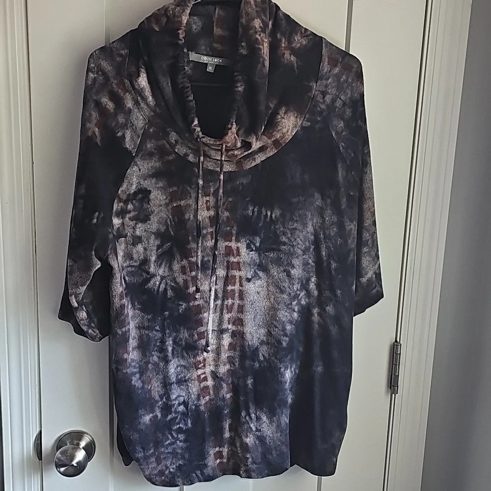 🖤Coin 1804 Gorgeous soft women's tie dye 3/4 sleeve. Cowl neck SZ XLG!!!🖤