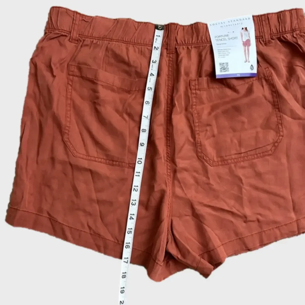 Social Standard by Sanctuary 4” Mid Rise Fortune Tencel Short Red Clay XXL