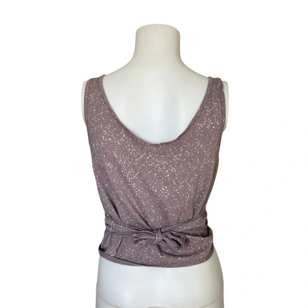 lululemon athletica cute sleeveless
