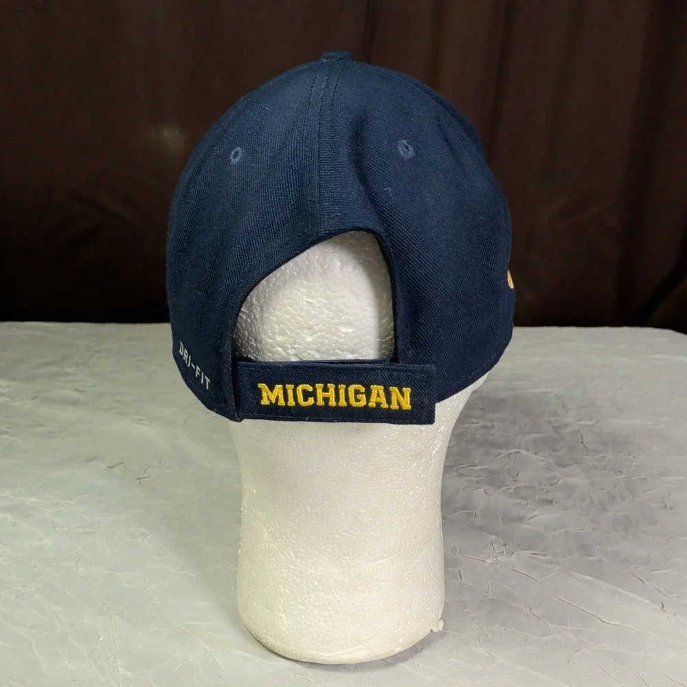 Nike michigan wolverines