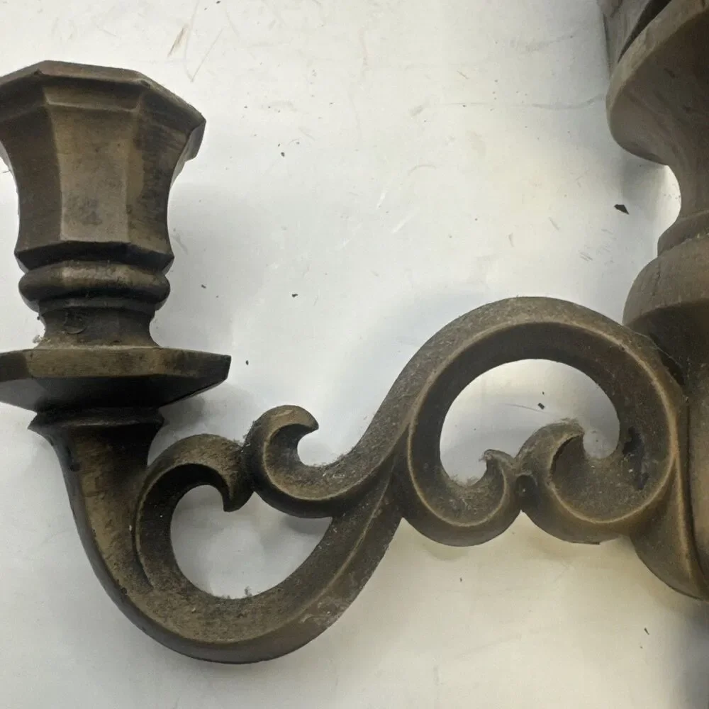 Syroco vintage pair