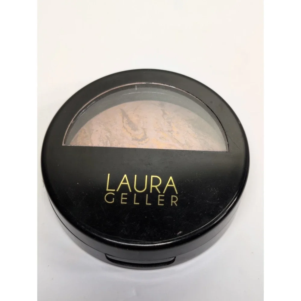 Laura Geller Balance N Brighten Color Correcting Foundation Medium 9 g / .32 oz