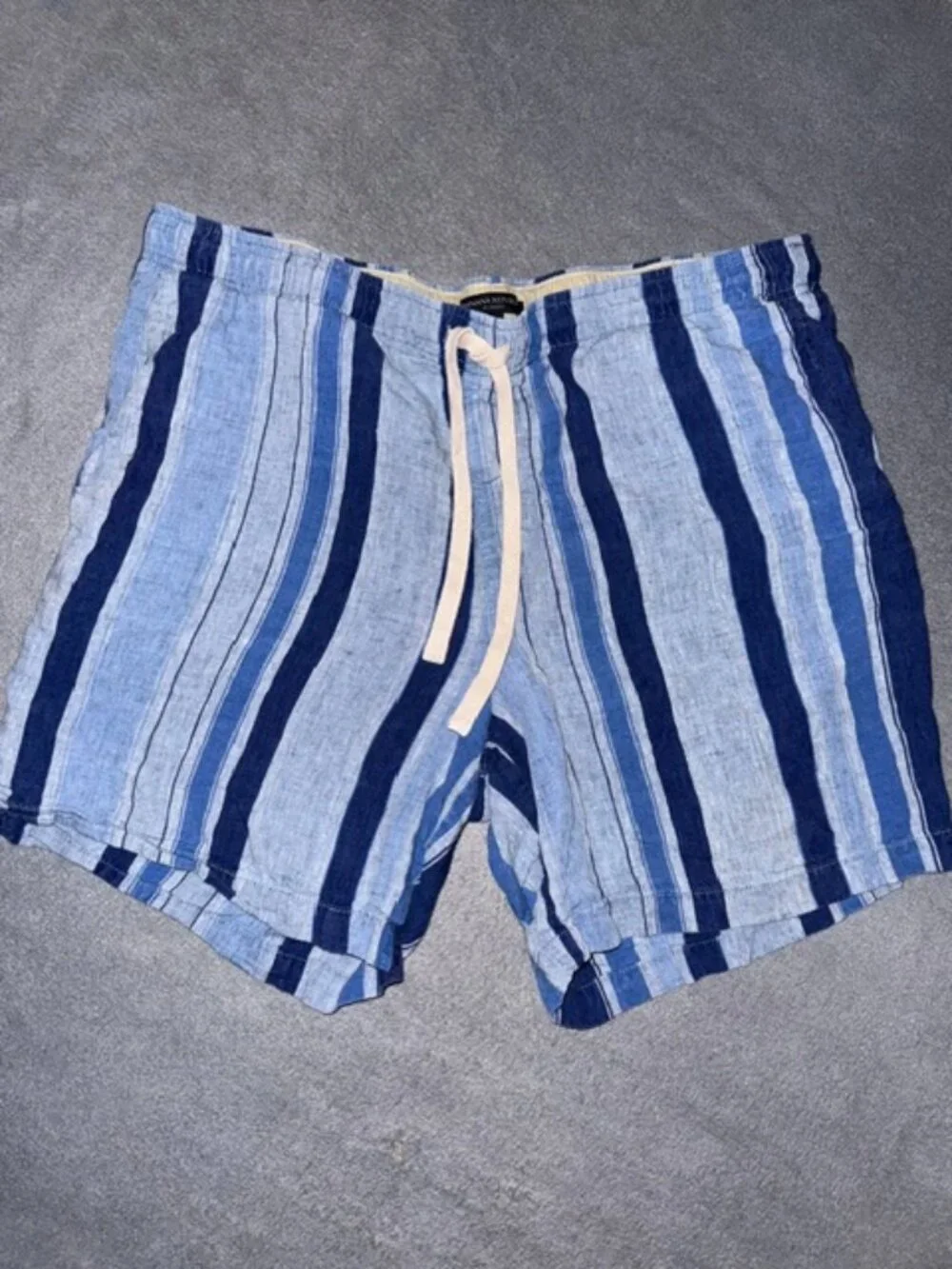 Banana Republic Men's Blue Tonal 8