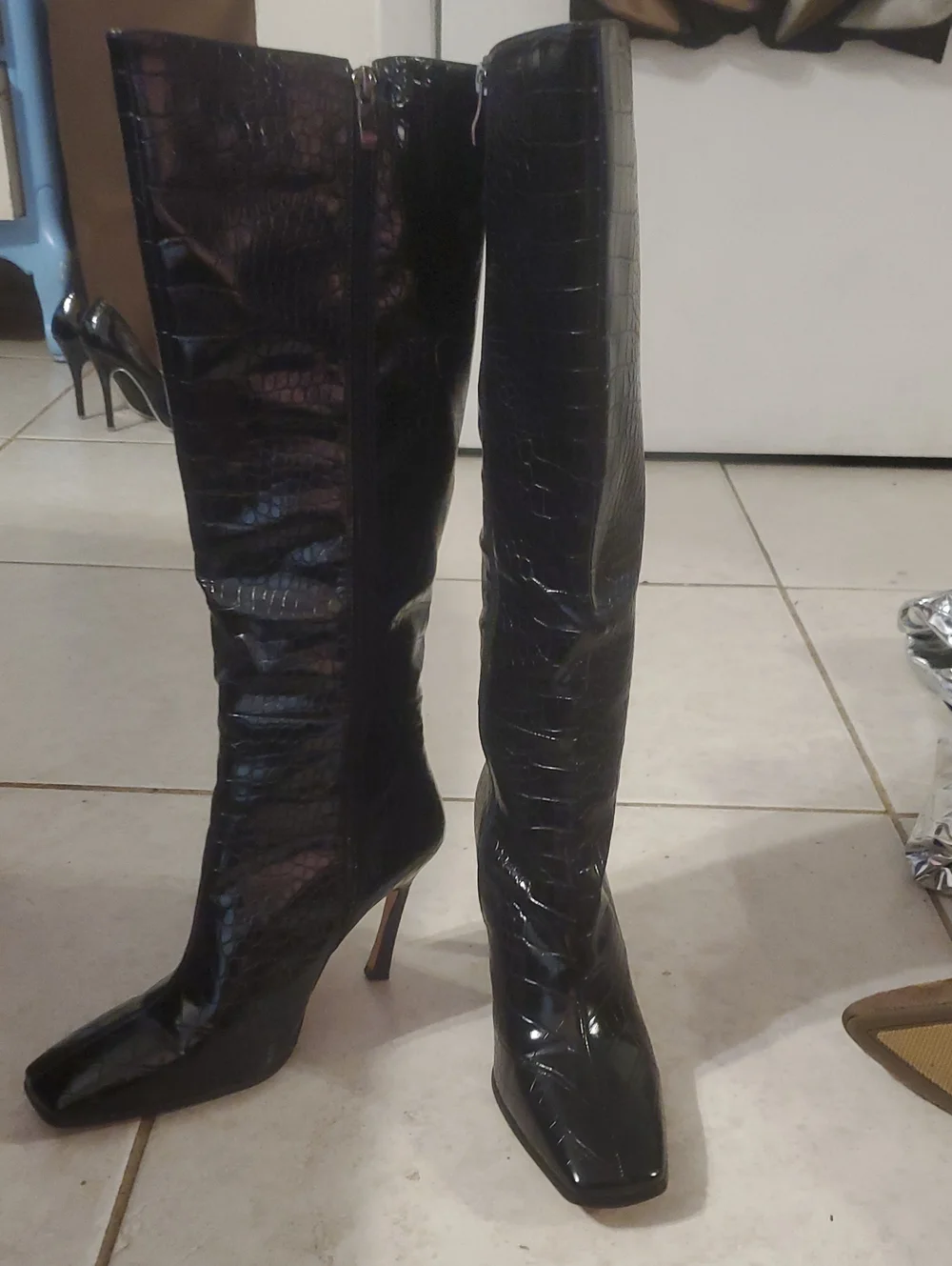 N/A heel side both