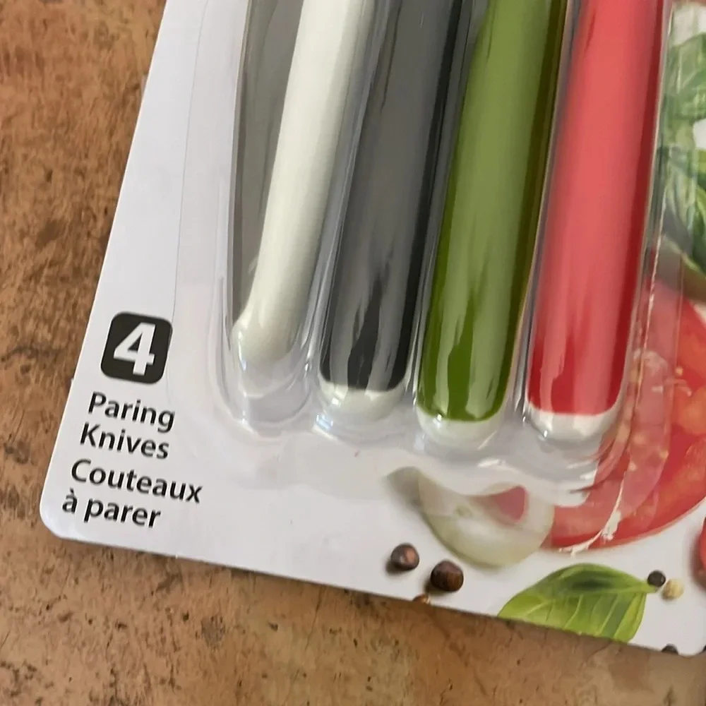NEW Starfrit Set of 4 Paring Knives in Multicolored