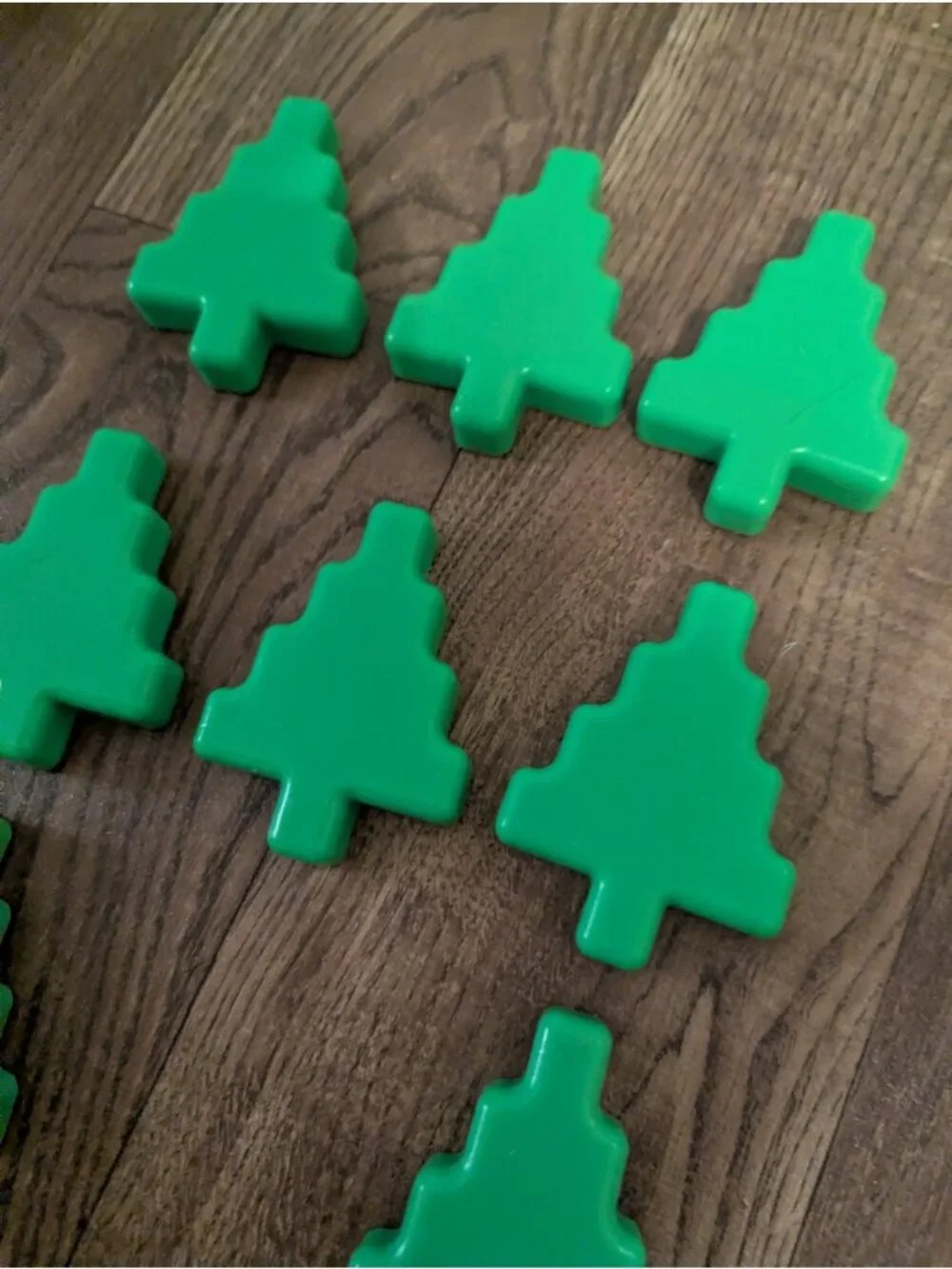 Little Tikes set trees
