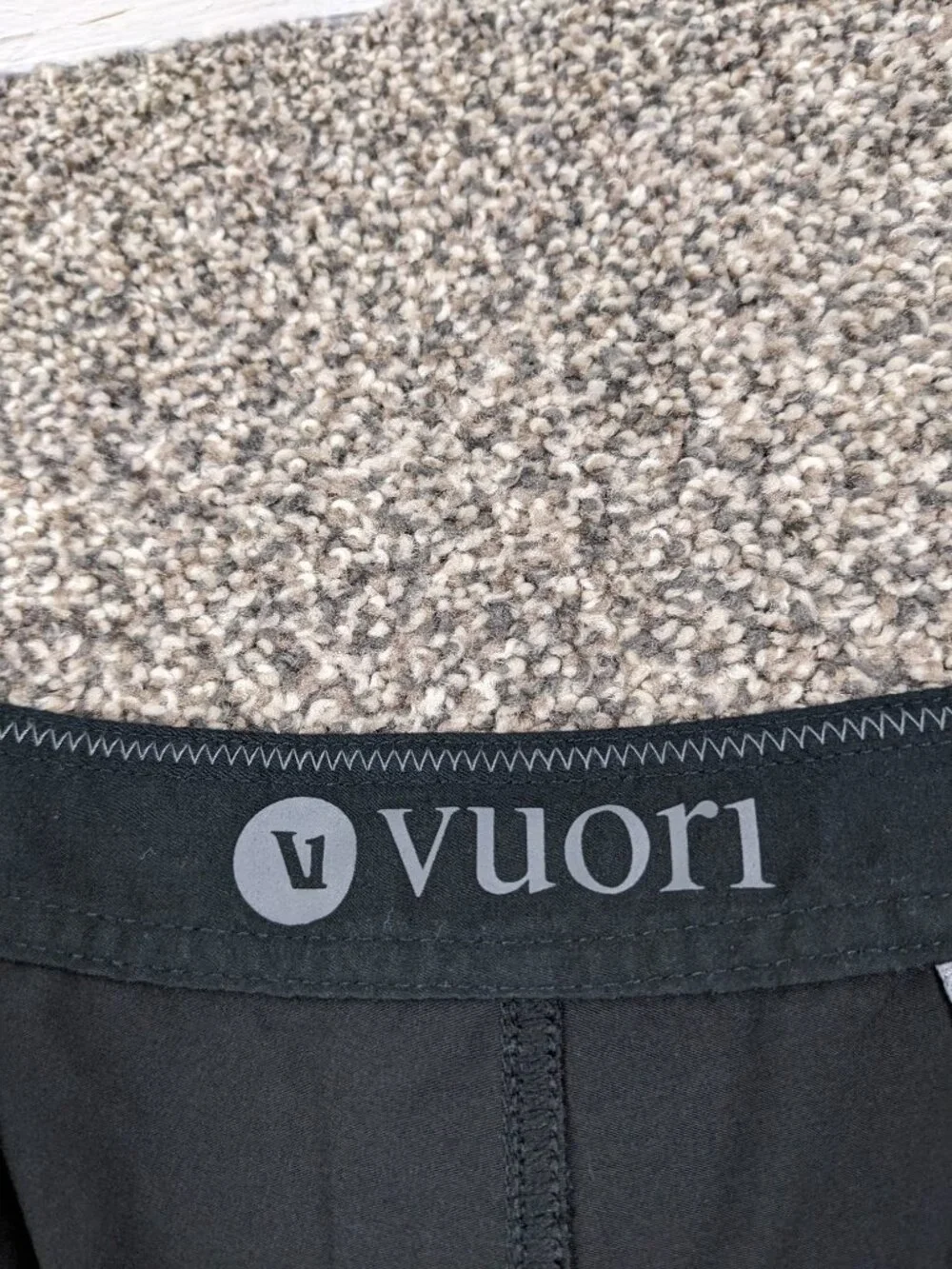 Vuori Peak Board Short V374 Black Unlined Drawstring Swim Shorts 28