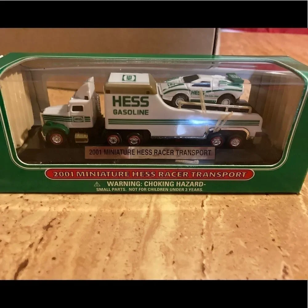 2001 Hess miniature Racer Transport New In Box