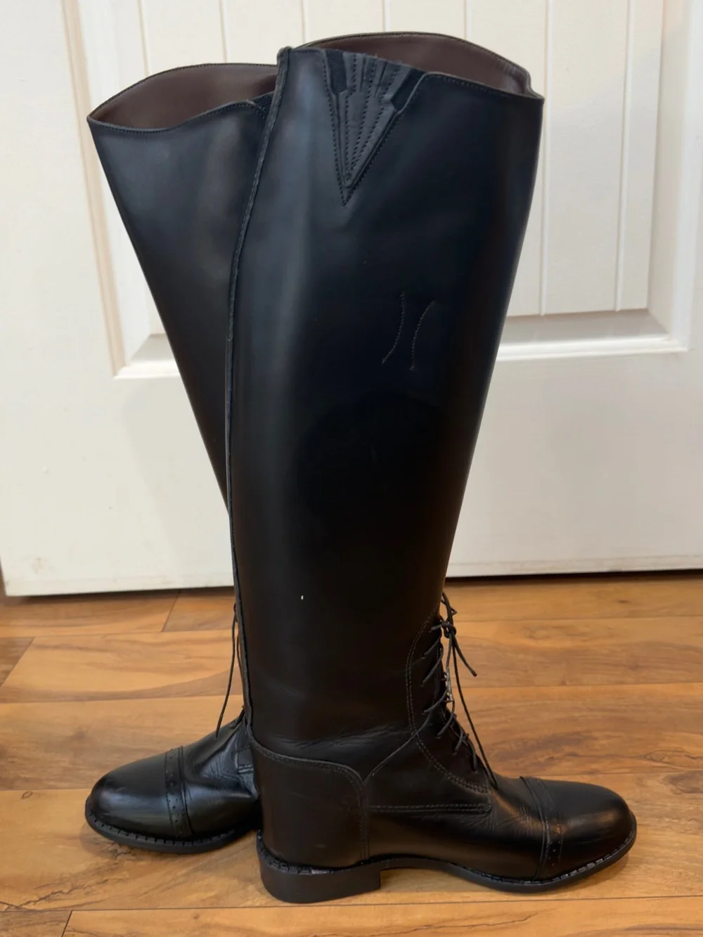 Devon Aire Leather 17” Tall Black Equestrian Laced Riding Boots Women’s Size 7.5