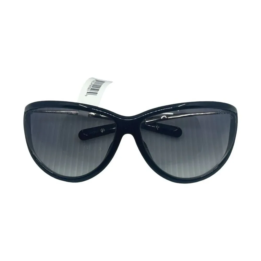 Tom Ford FT0770 01B Tammy Sunglasses 70-14-115 Shiny Black / Gradient Smoke
