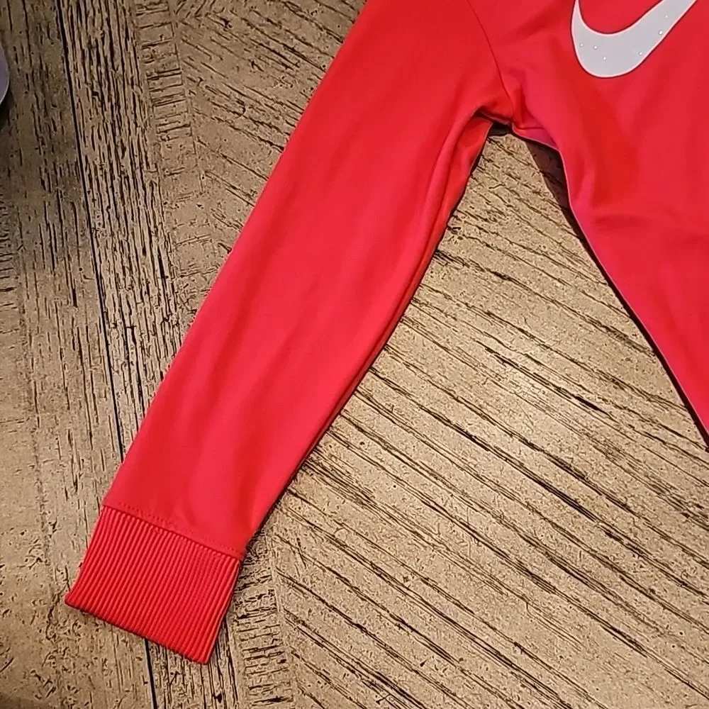 Nike hot pink