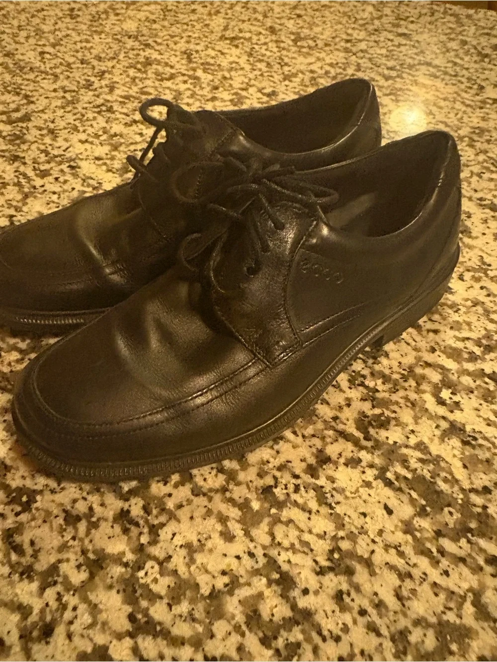 Ecco smooth black