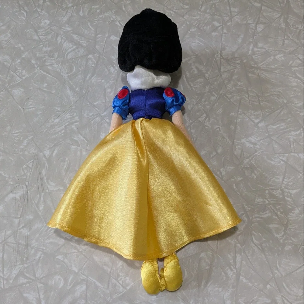 Disney snow white