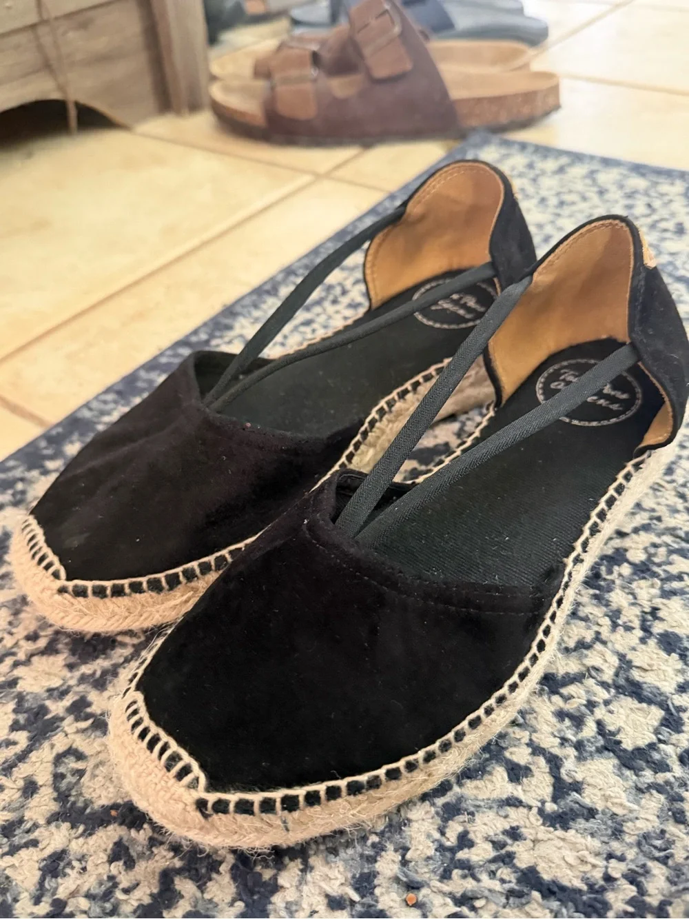 Toni Pons Black Suede Espadrille Flats