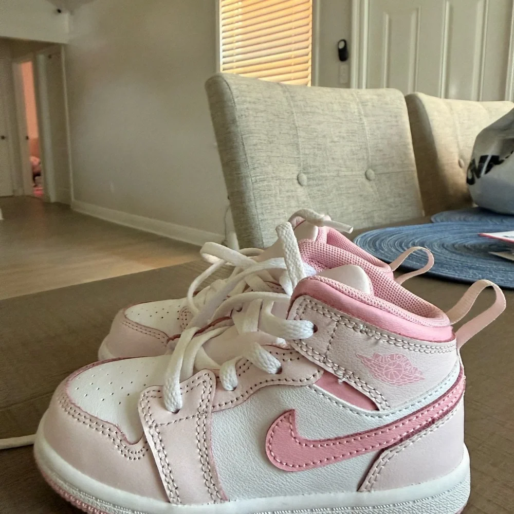 Nike worn once