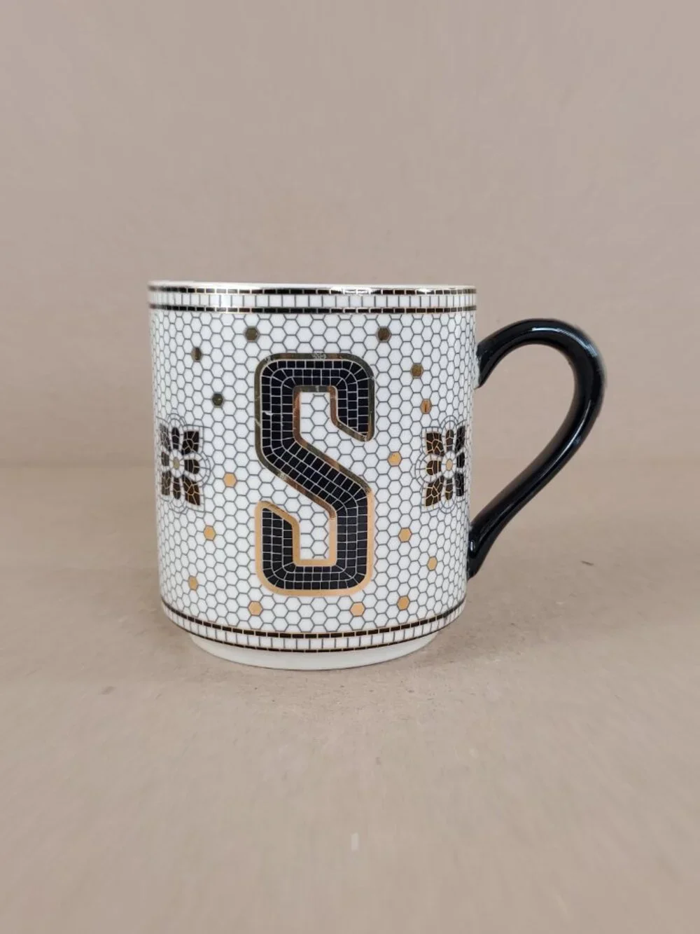 ANTHROPOLOGIE Bistro Honeycomb Tile Mug Letter S Monogram Black White Gold 15oz