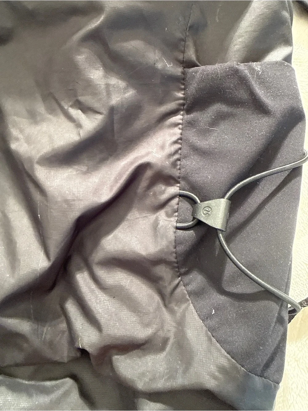 lululemon athletica excellent pre