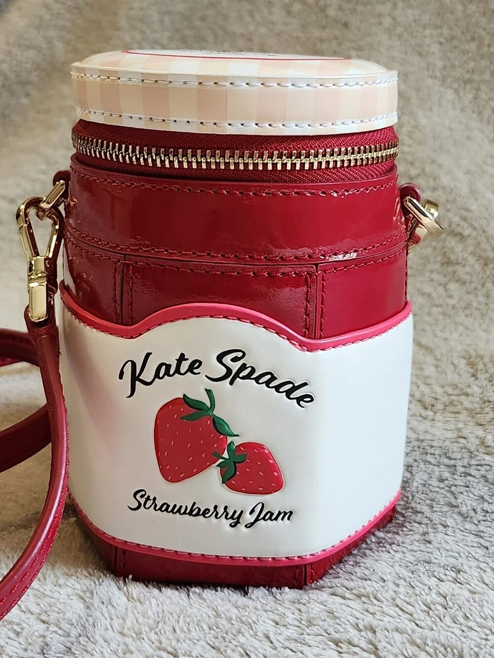 🍓Kate Spade Strawberry Jam Crossbody Bag