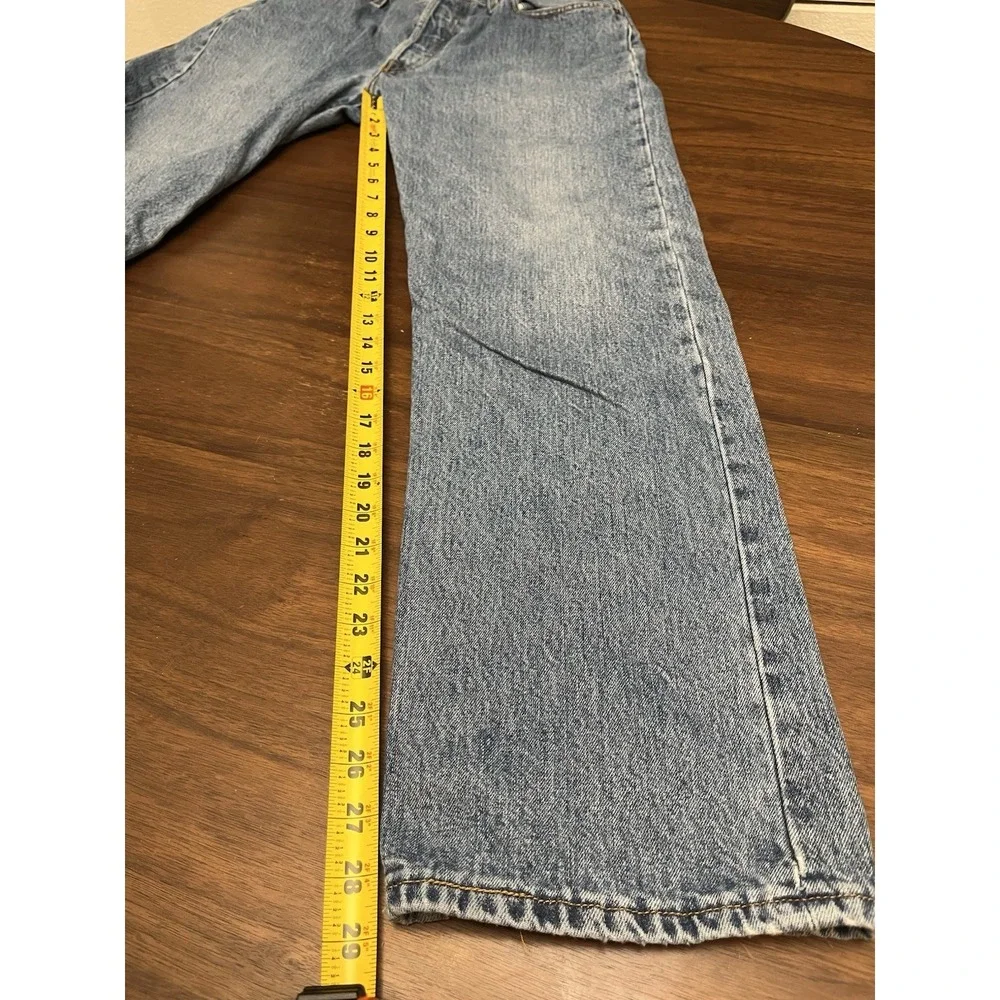 Levis medium rise button