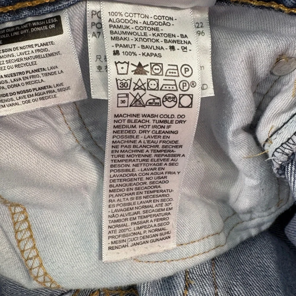 Levis levi 550