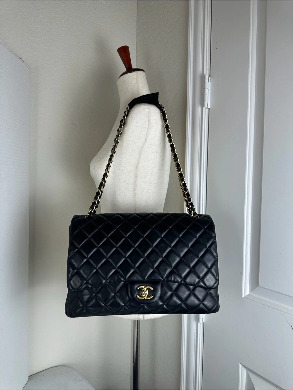 CHANEL hardware micro