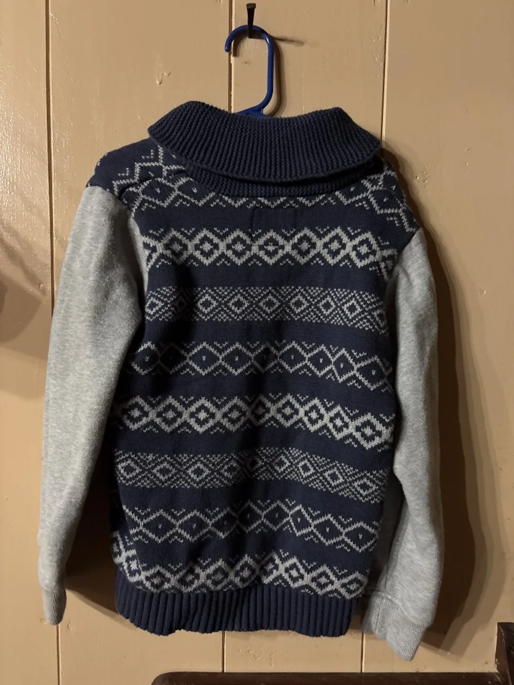 Oshkosh size 8 sweater/ sweatshirt combo, navy and gray