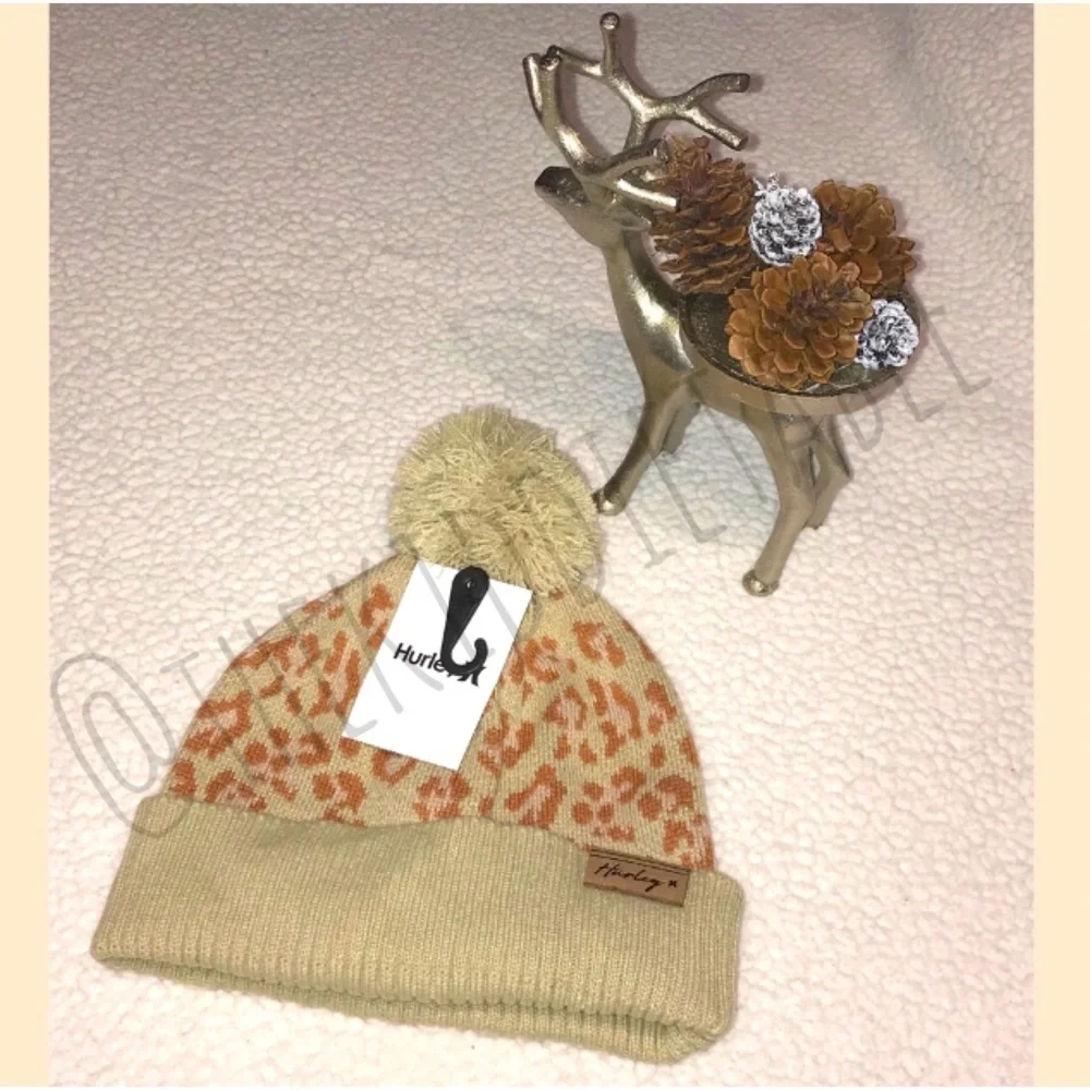 Hurley animal print